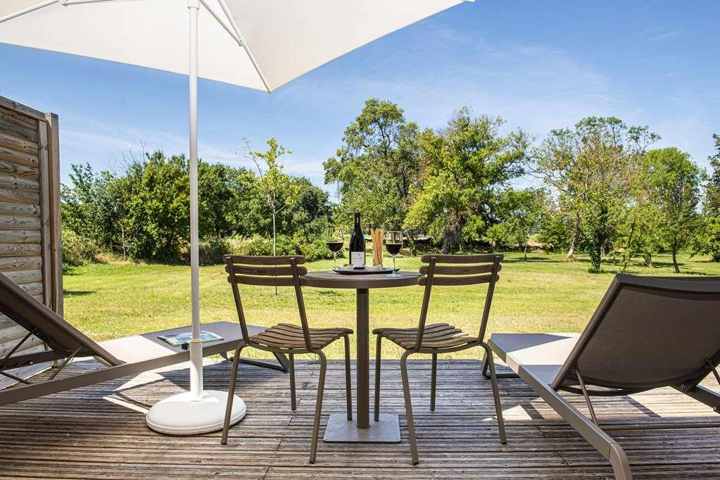 Château De Massillan Uchaux Kamer foto